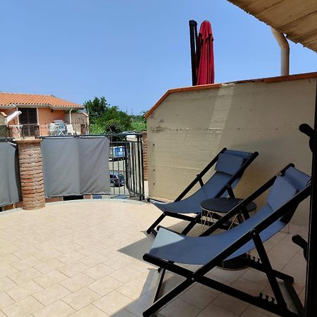 Limoncello Apartment จีอาร์ดีนี นักซอส ภายนอก รูปภาพ