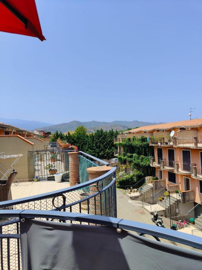 Limoncello Apartment จีอาร์ดีนี นักซอส ภายนอก รูปภาพ