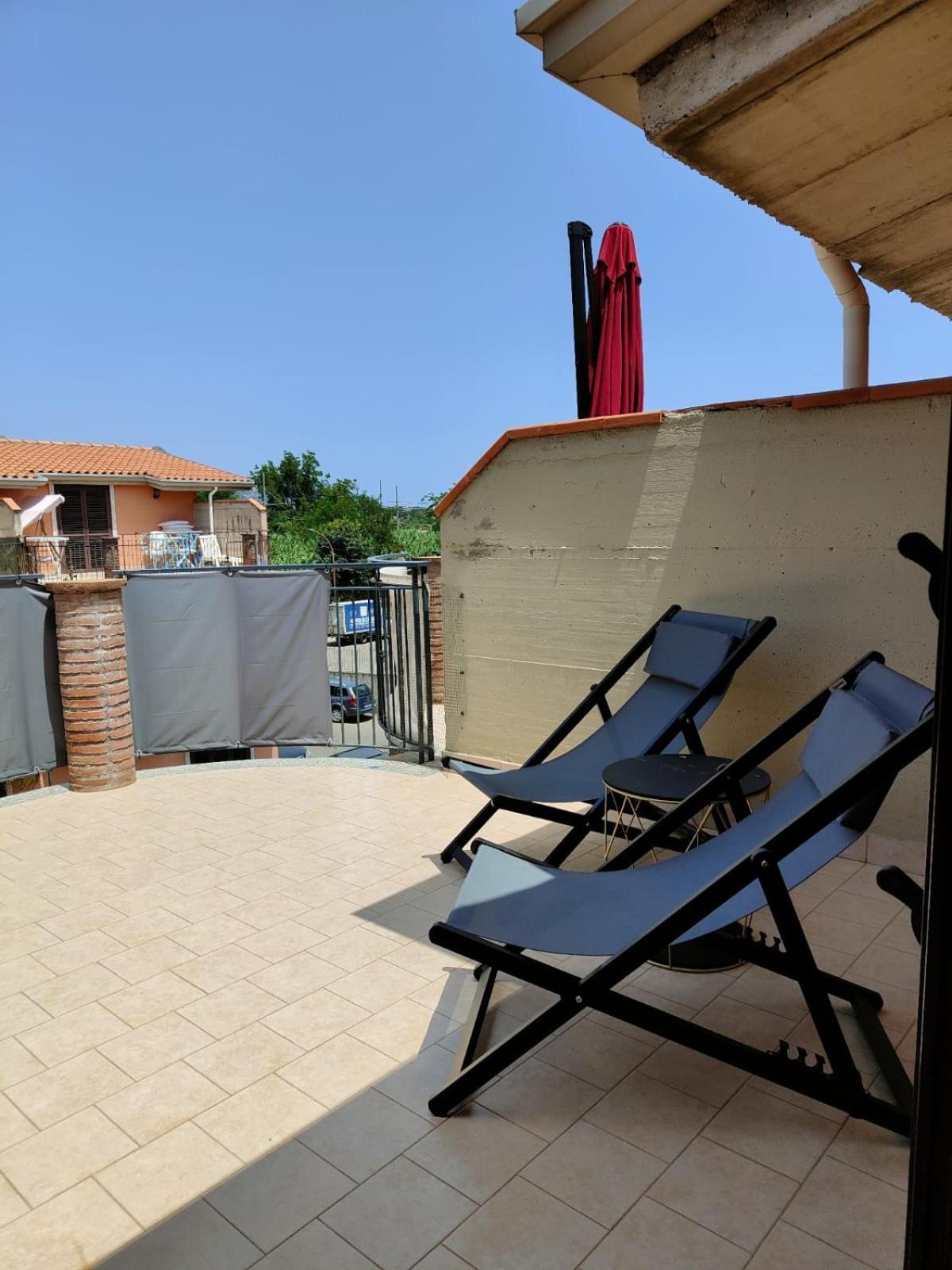 Limoncello Apartment จีอาร์ดีนี นักซอส ภายนอก รูปภาพ